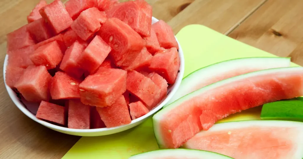 can dogs eat watermelon peel
